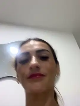 Samantha bigboobs online show from December 16, 2025, 11:32 pm