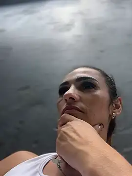 Samantha bigboobs online show from July 25, 2026, 4:26 pm