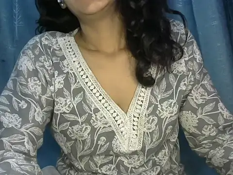 Horny honey69 online show from January 11, 2025, 8:21 pm