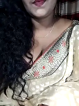 Snapshot of YERY_HOT chatting on October 10, 2025, 5:23 pm YERY HOT online show from October 10, 2025, 5:23 pm