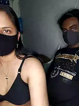Snapshot of Hot_Nila chatting on January 31, 2025, 5:42 pm Hot Nila online show from January 31, 2025, 5:42 pm