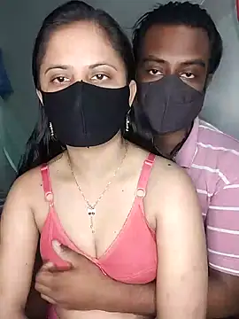 Snapshot of Hot_Nila chatting on February 2, 2025, 5:04 pm Hot Nila online show from February 2, 2025, 5:04 pm