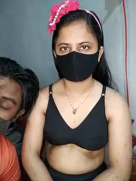 Snapshot of Hot_Nila chatting on March 16, 2025, 2:43 am Hot Nila online show from March 16, 2025, 2:43 am