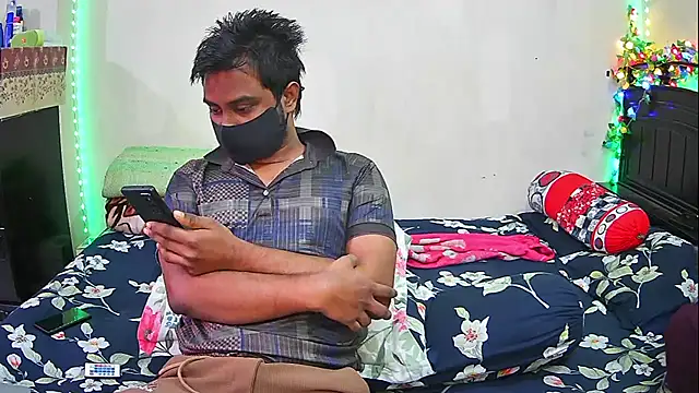 Hot Nila online show from February 7, 2026, 4:16 am