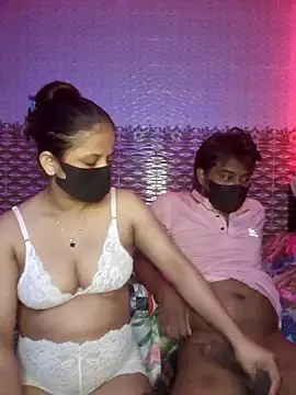 Snapshot of Hot_Nila chatting on June 11, 2026, 2:33 am Hot Nila online show from June 11, 2026, 2:33 am