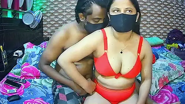 Snapshot of Hot_Nila chatting on June 21, 2026, 2:58 am Hot Nila online show from June 21, 2026, 2:58 am