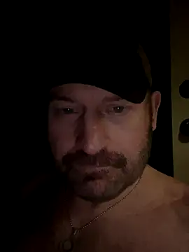 bluedragon0525 online show from November 16, 2025, 1:33 am