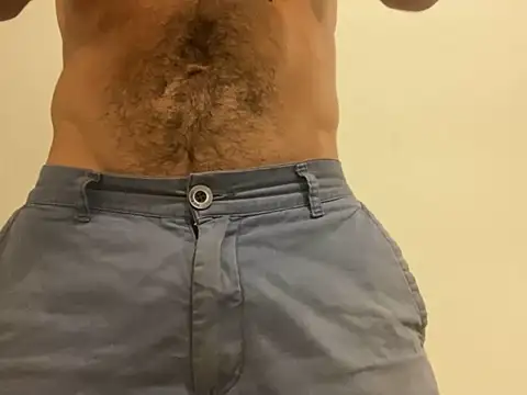 JoaoLenhador online show from March 11, 2025, 1:05 am