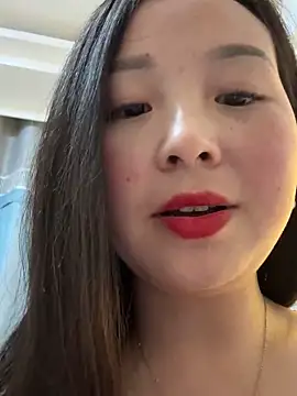 Snapshot of SSSniang- chatting on February 11, 2025, 5:26 am SSSniang- online show from February 11, 2025, 5:26 am