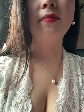 Snapshot of SSSniang- chatting on February 20, 2025, 8:28 am SSSniang- online show from February 20, 2025, 8:28 am