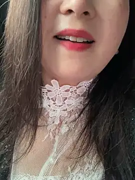 Snapshot of SSSniang- chatting on February 21, 2025, 7:23 am SSSniang- online show from February 21, 2025, 7:23 am