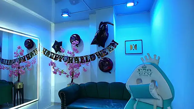 Snapshot of Arianna_sweeet chatting on October 25, 2025, 3:36 am Arianna sweeet online show from October 25, 2025, 3:36 am