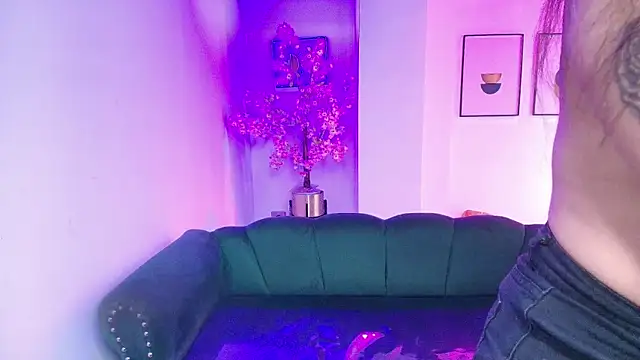 Arianna sweeet online show from May 16, 2026, 10:36 am