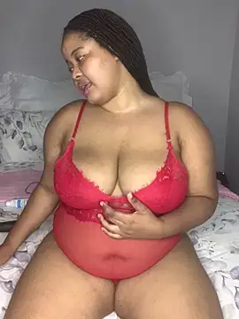 Snapshot of sexytinashe21 chatting on February 17, 2026, 7:31 pm sexytinashe21 online show from February 17, 2026, 7:31 pm