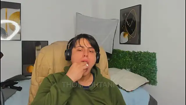 Thom Ohtani online show from May 13, 2026, 11:33 pm