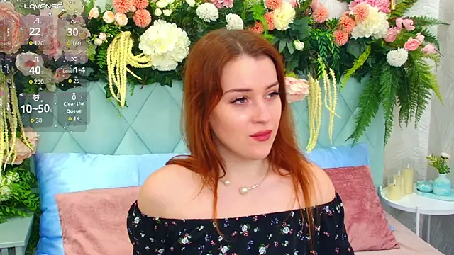 EllieGarson online show from November 13, 2025, 5:01 pm