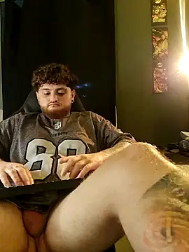 Ragnar Larssen online show from January 8, 2025, 12:49 am