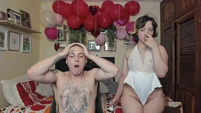 Blondandtattoofaced online show from February 18, 2025, 3:53 am