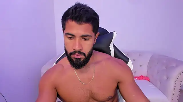 Santiago huntt online show from November 25, 2025, 12:49 pm