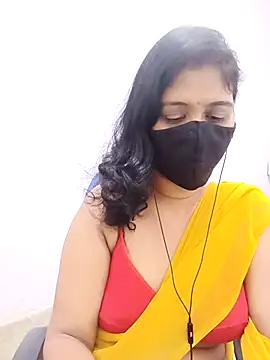 Lucky-Deepthi online show from October 13, 2025, 10:54 pm