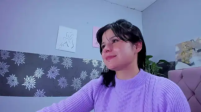 Hinataliones26 online show from January 28, 2025, 7:53 pm