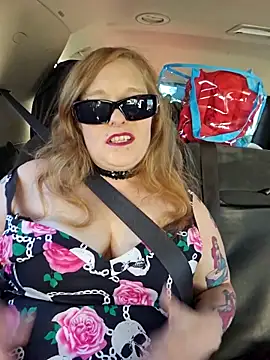 CherrryCakes87 online show from September 22, 2025, 11:40 pm