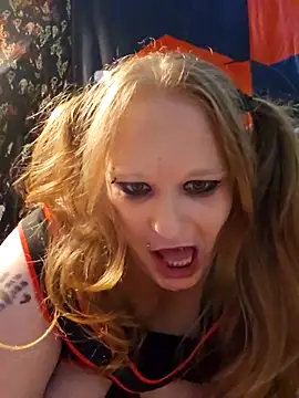 CherrryCakes87 online show from February 6, 2026, 7:39 pm