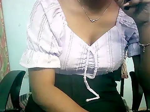 Snapshot of Barbie_183 chatting on March 22, 2026, 5:55 am Barbie 183 online show from March 22, 2026, 5:55 am