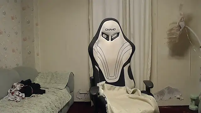 Snapshot of rama_banshi2412 chatting on April 13, 2026, 9:53 pm rama banshi2412 online show from April 13, 2026, 9:53 pm