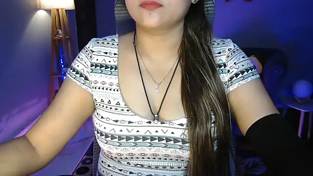 Snapshot of Mitikaa chatting on June 11, 2026, 1:09 pm Mitikaa online show from June 11, 2026, 1:09 pm