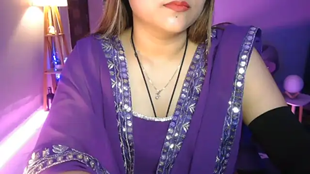 Snapshot of Mitikaa chatting on June 16, 2026, 1:58 pm Mitikaa online show from June 16, 2026, 1:58 pm