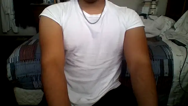 Snapshot of pitorico_bb chatting on November 3, 2025, 8:21 pm pitorico bb online show from November 3, 2025, 8:21 pm