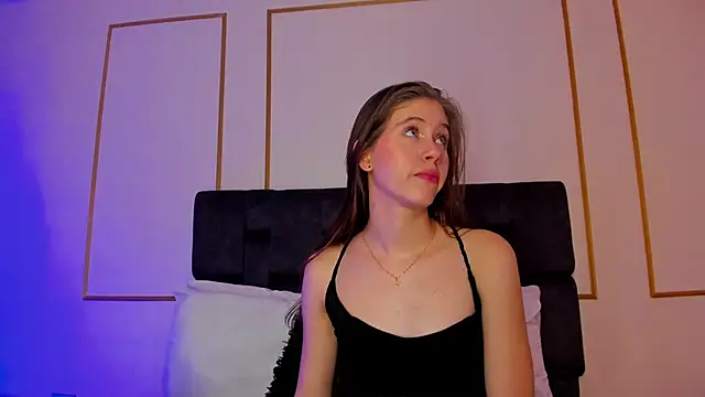 sara  jones gh online show from February 15, 2025, 10:42 pm