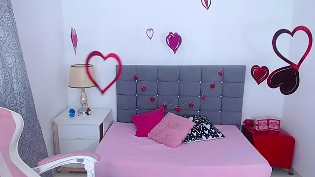 scarlet dream10 online show from March 6, 2025, 8:05 pm
