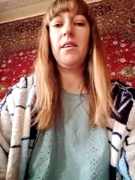 Snapshot of Calibers2932 chatting on October 3, 2025, 7:38 am Calibers2932 online show from October 3, 2025, 7:38 am