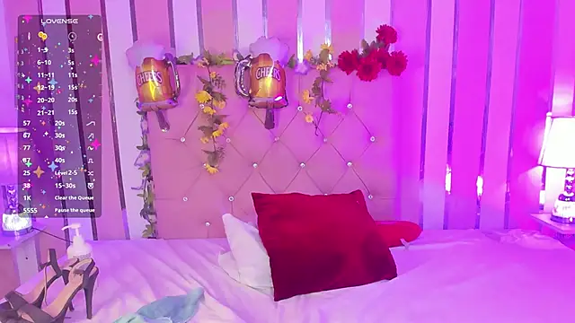 TylerBloom online show from September 30, 2025, 4:56 pm