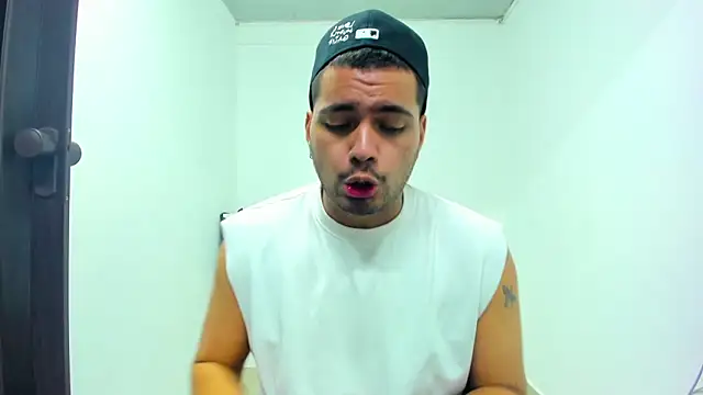 EnriquevillaF online show from February 5, 2025, 8:57 pm