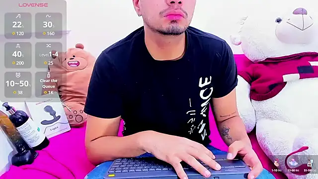 EnriquevillaF online show from March 17, 2025, 12:25 pm