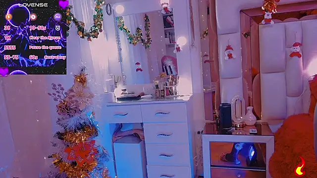 Aliana Ross online show from November 29, 2025, 11:08 pm