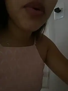 LuizaDiaz online show from March 8, 2025, 1:36 pm