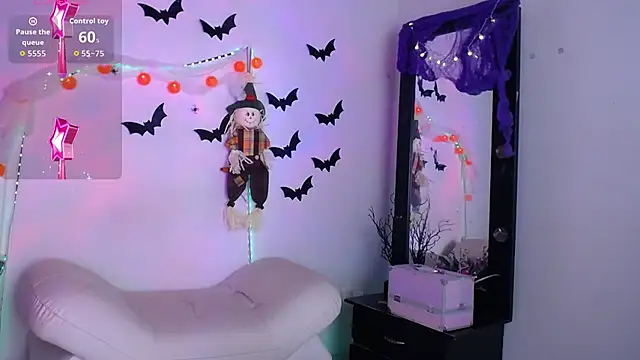 Yorkeidys1 online show from October 19, 2025, 2:45 am