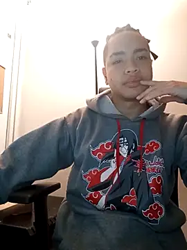 AlecLightwood  online show from September 21, 2025, 6:26 am