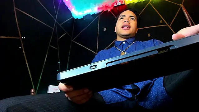 AlecLightwood  online show from February 27, 2026, 7:14 pm