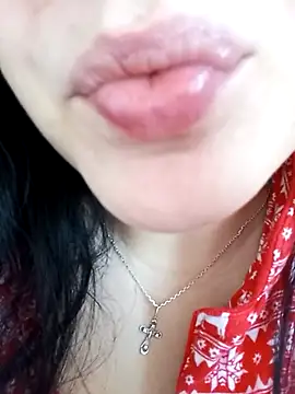 Lauren Amabel online show from November 22, 2025, 10:36 am