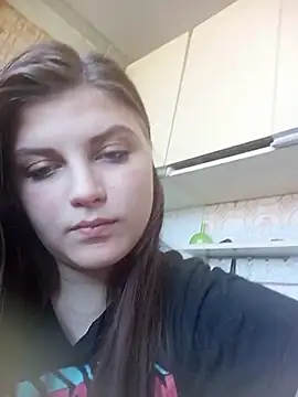 Lauren Amabel online show from May 4, 2026, 9:16 am