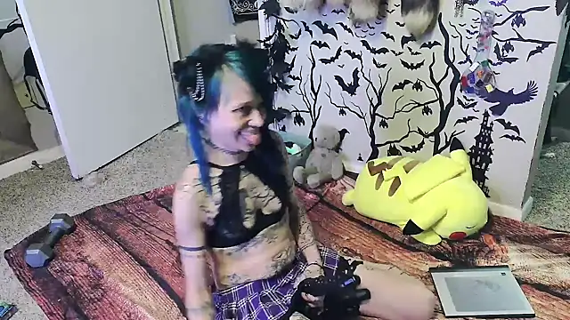 trashbrat online show from November 8, 2025, 2:01 am