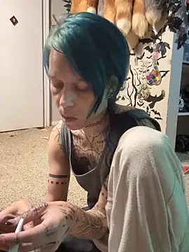 trashbrat online show from November 10, 2025, 1:48 am