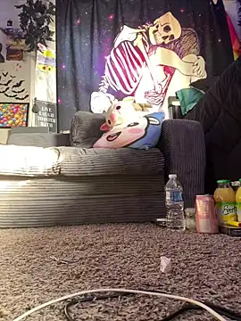 trashbrat online show from April 29, 2026, 11:00 pm