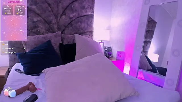 VeronicaOlson  online show from January 22, 2025, 5:59 am