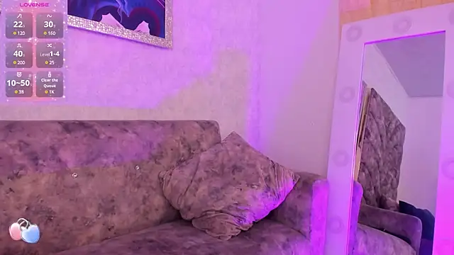 VeronicaOlson  online show from January 25, 2025, 2:37 am